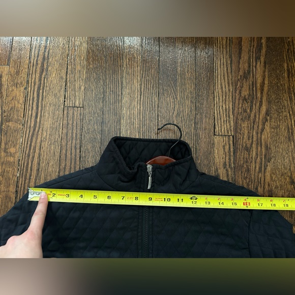 Barbour Quilted Jacket - Picture 14 of 16